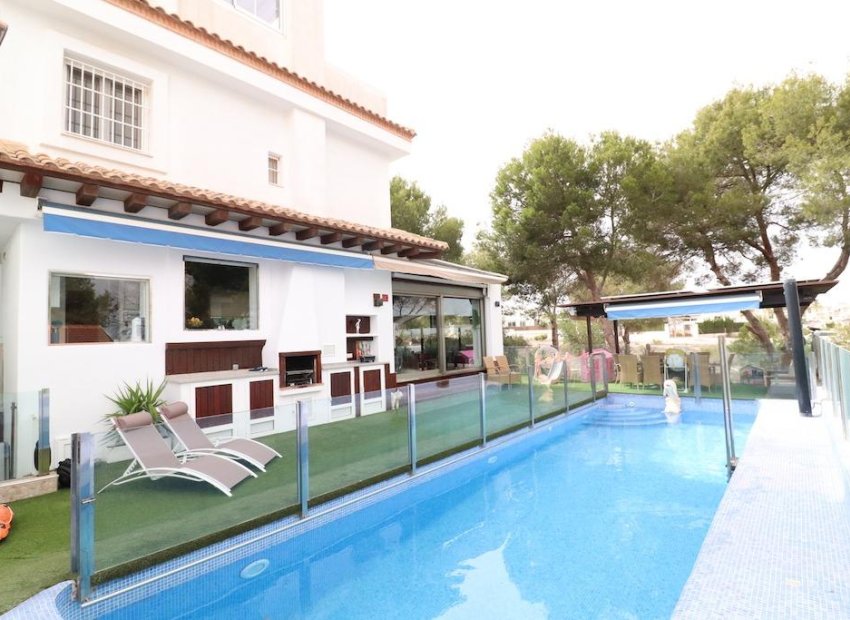 Herverkoop - Villa - Orihuela Costa - Lomas de Cabo Roig