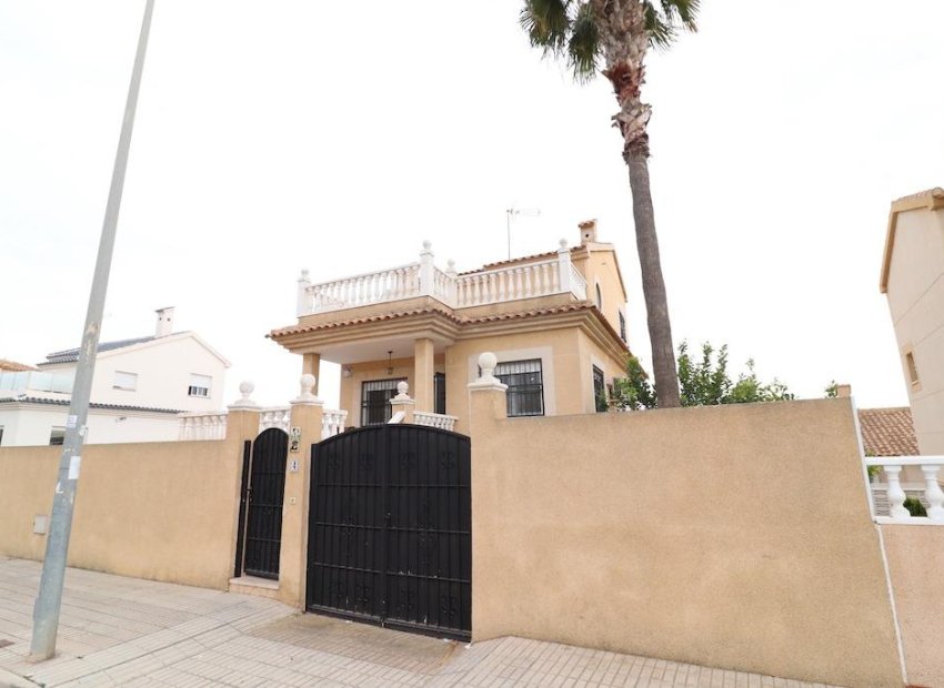 Herverkoop - Villa - Orihuela Costa - Los Altos