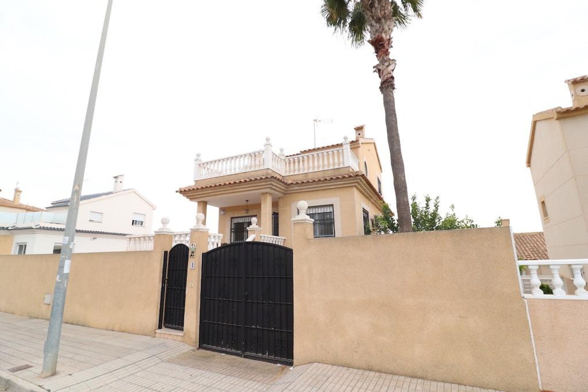 Herverkoop - Villa - Orihuela Costa - Los Altos