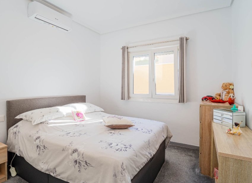 Herverkoop - Villa - Orihuela-Costa - Los Altos