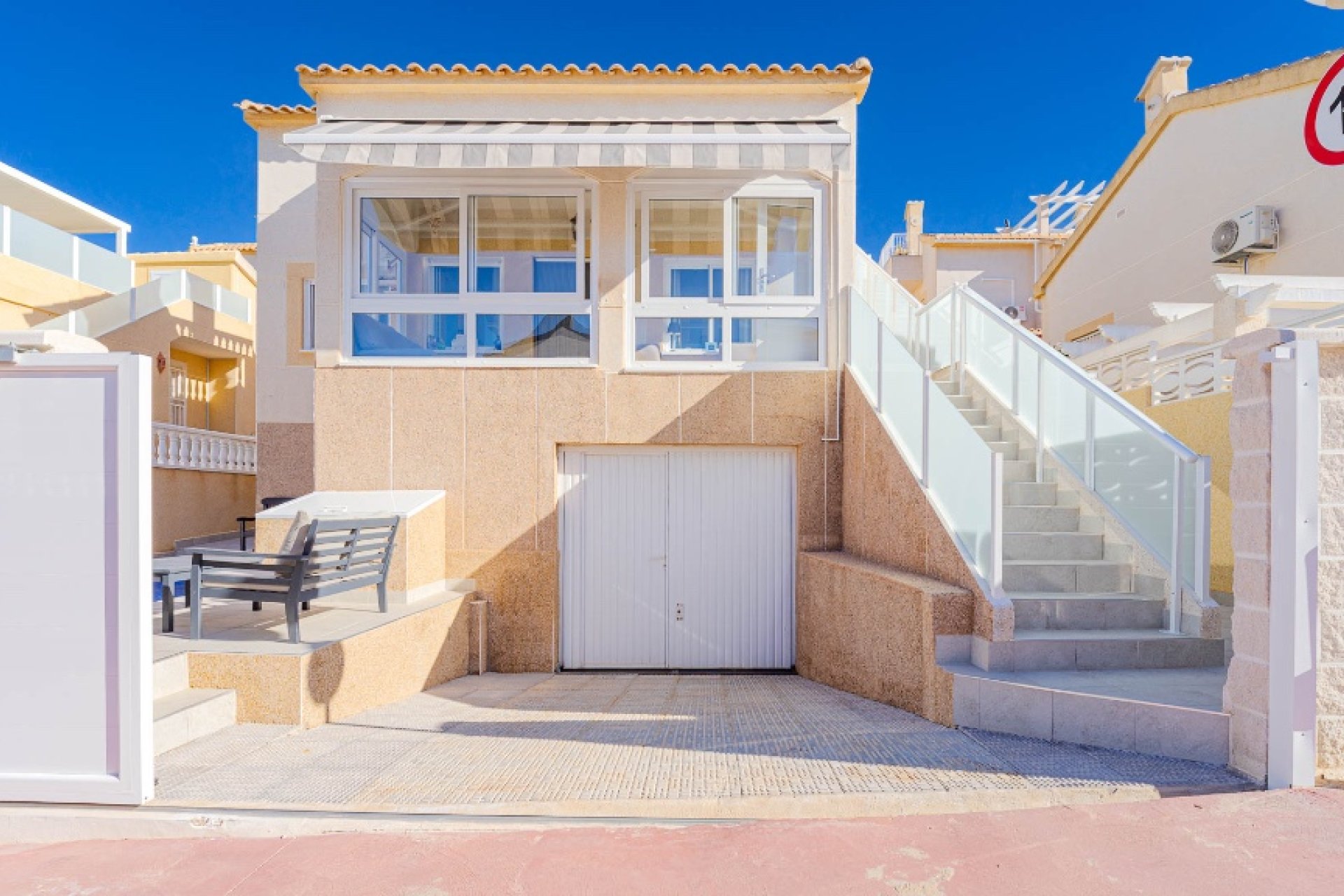 Herverkoop - Villa - Orihuela-Costa - Los Altos