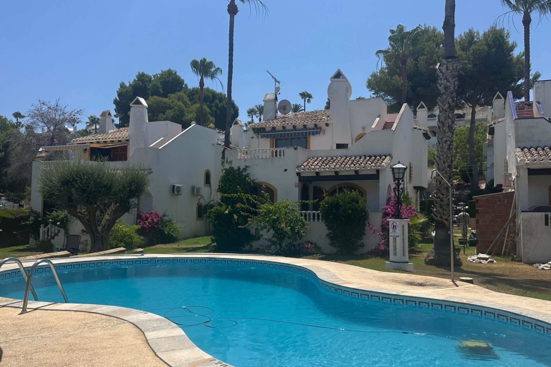 Herverkoop - Villa - Orihuela Costa - Los Dolses