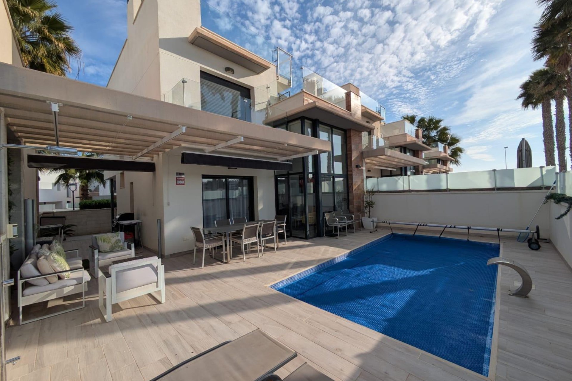 Herverkoop - Villa - Orihuela Costa - Montezenia