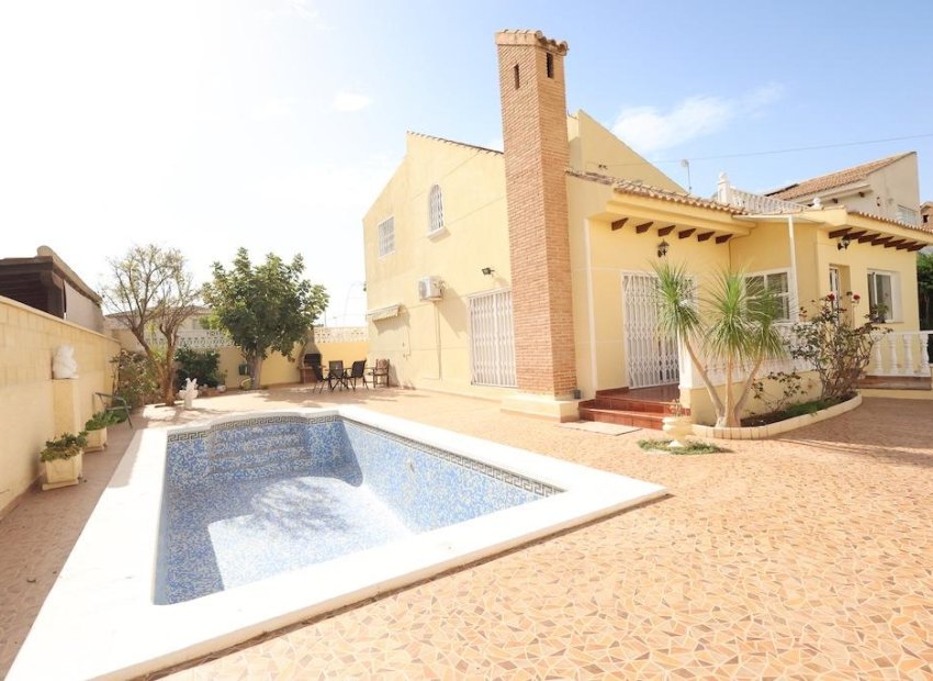 Herverkoop - Villa - Orihuela Costa - Playa Flamenca