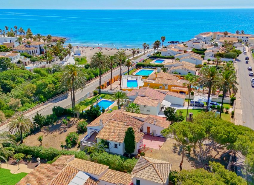 Herverkoop - Villa - Orihuela Costa - Playa Flamenca