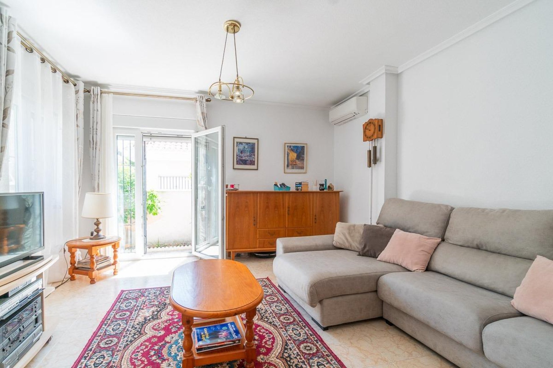 Herverkoop - Villa - Orihuela Costa - Playa Flamenca