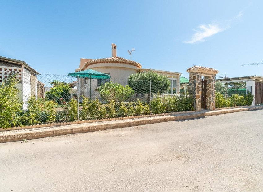 Herverkoop - Villa - Orihuela Costa - Playa Flamenca