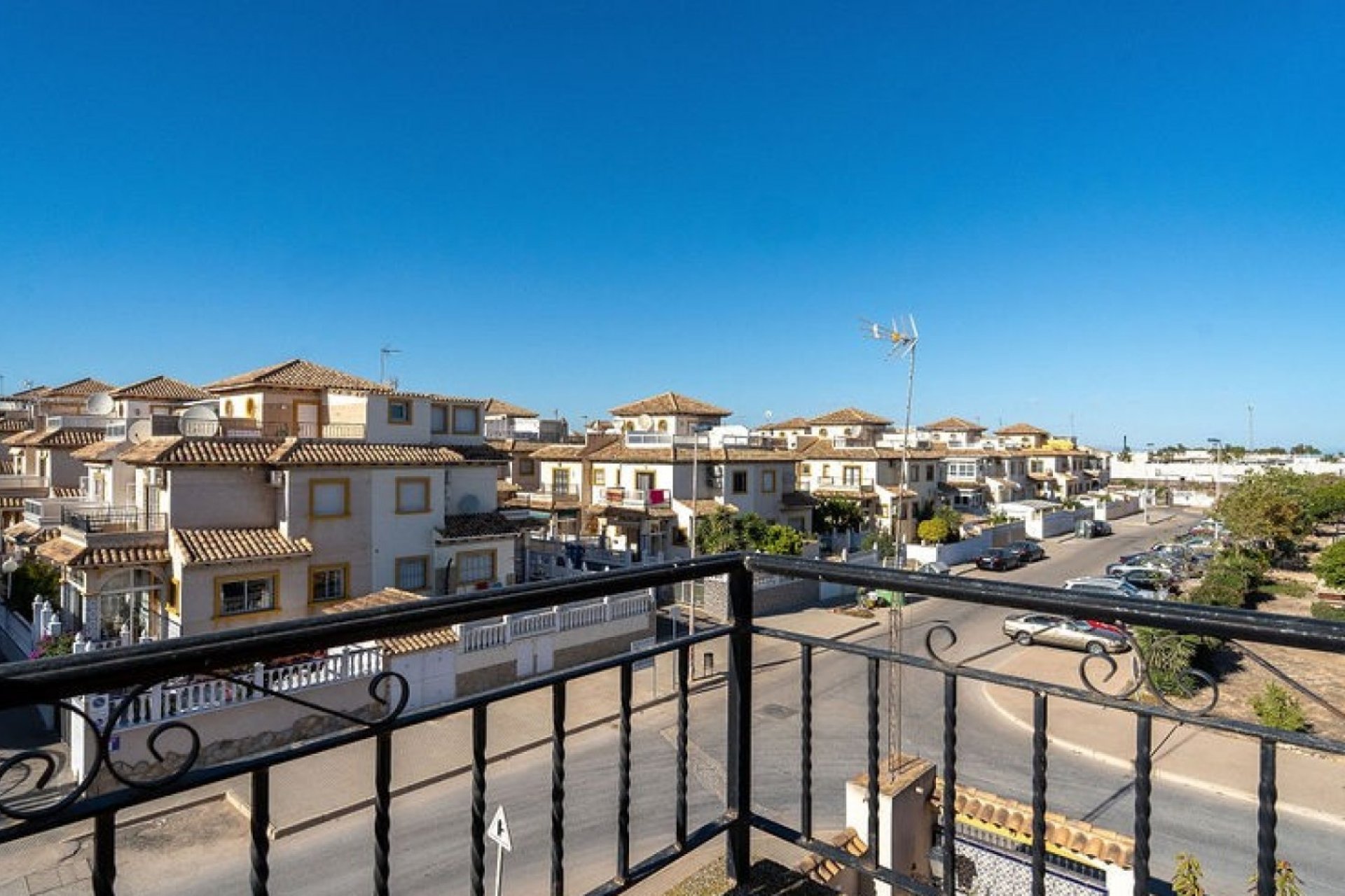 Herverkoop - Villa - Orihuela Costa - Punta Prima