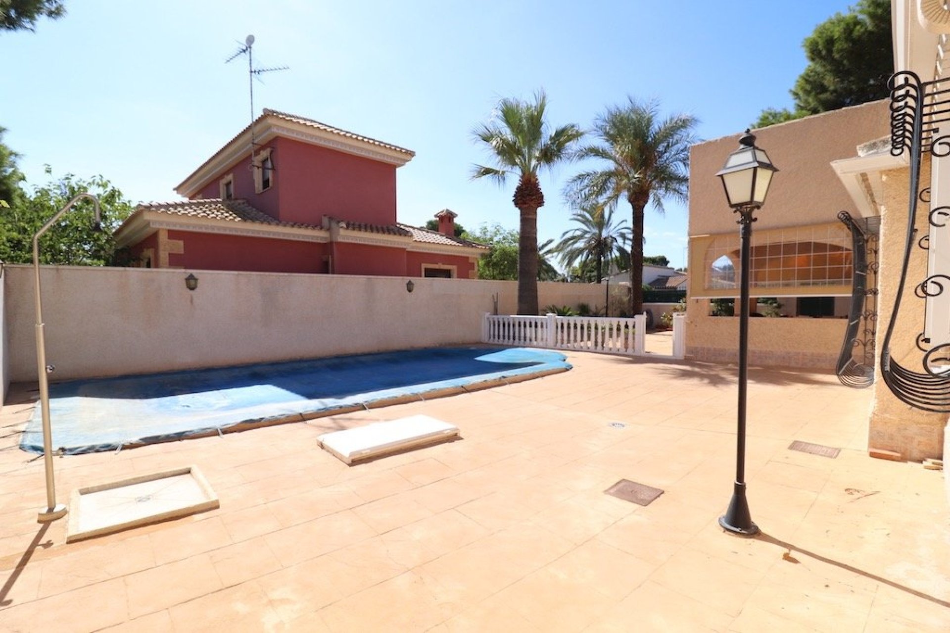 Herverkoop - Villa - Orihuela Costa - Punta Prima