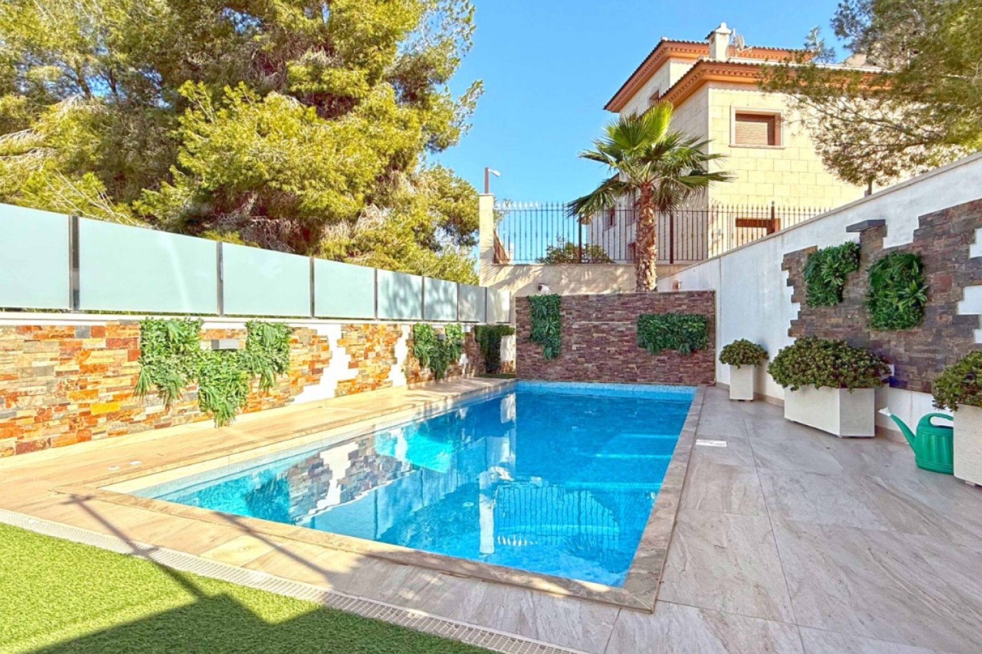 Herverkoop - Villa - Orihuela Costa - Villamartín