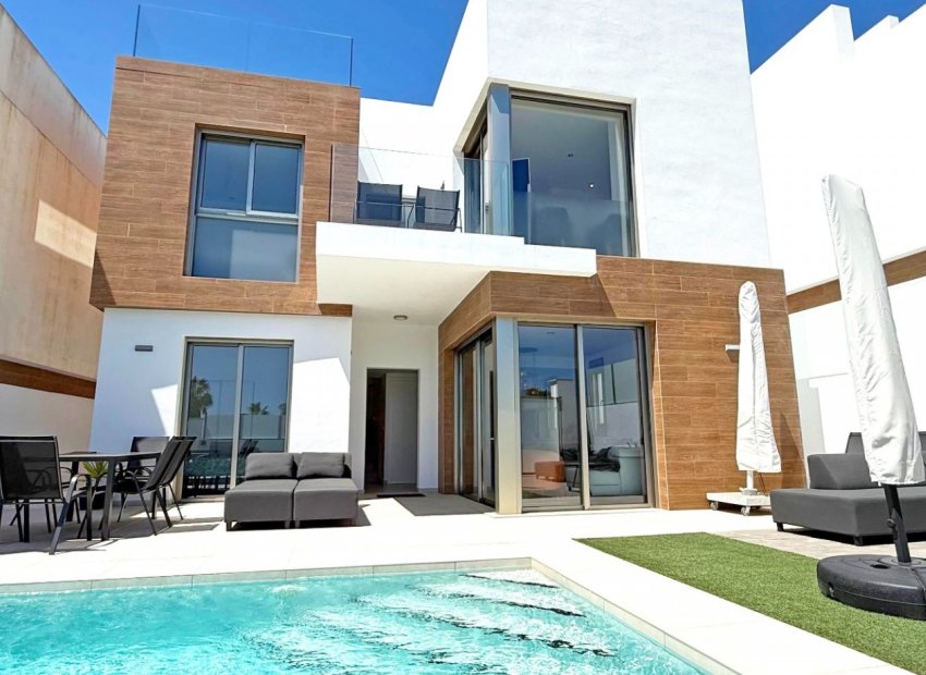 Herverkoop - Villa - Orihuela Costa - Villamartín