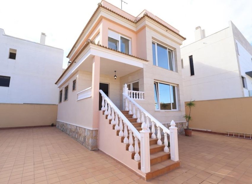 Herverkoop - Villa - Orihuela Costa - Villamartín