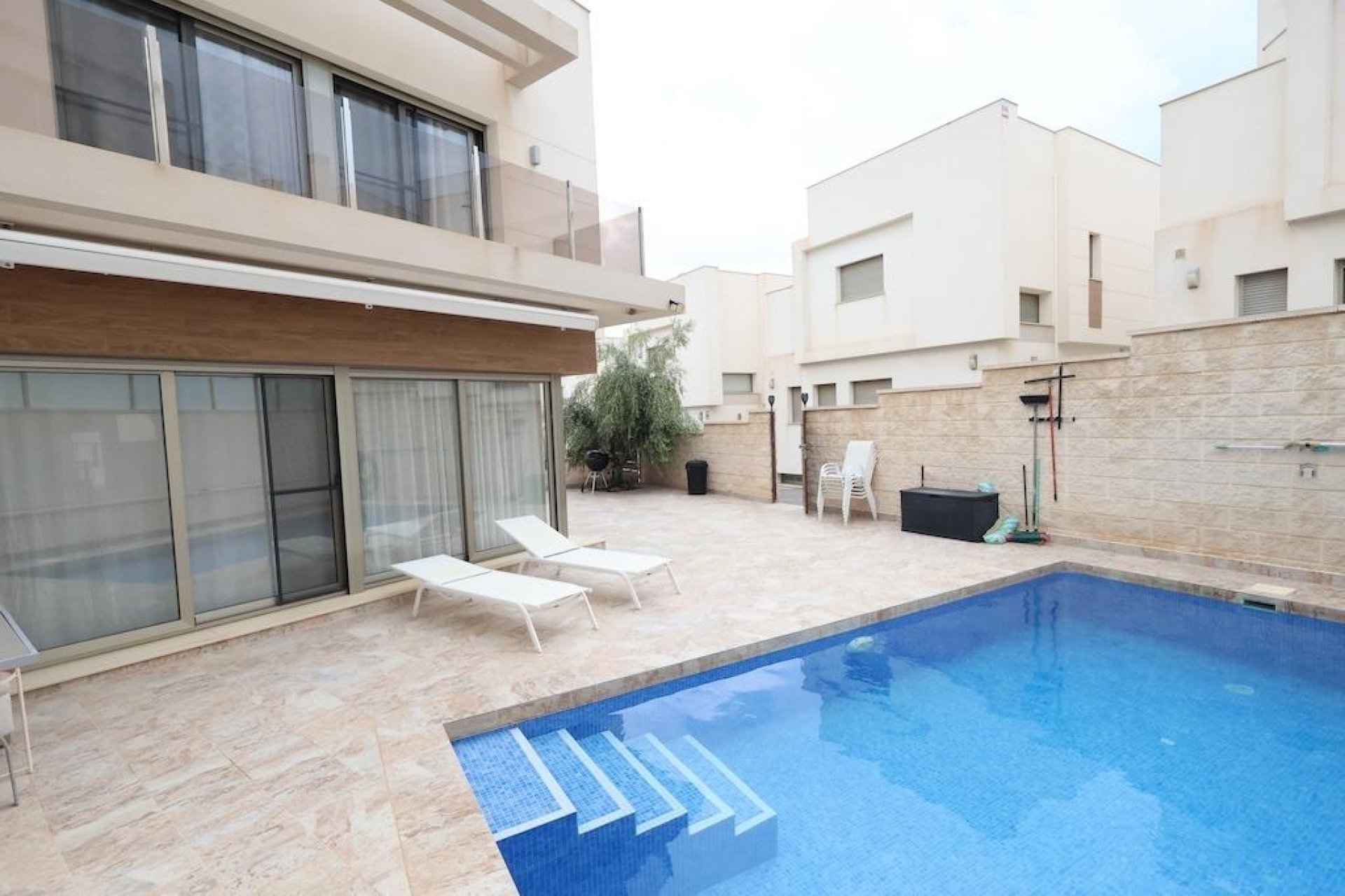 Herverkoop - Villa - Orihuela Costa - Villamartín