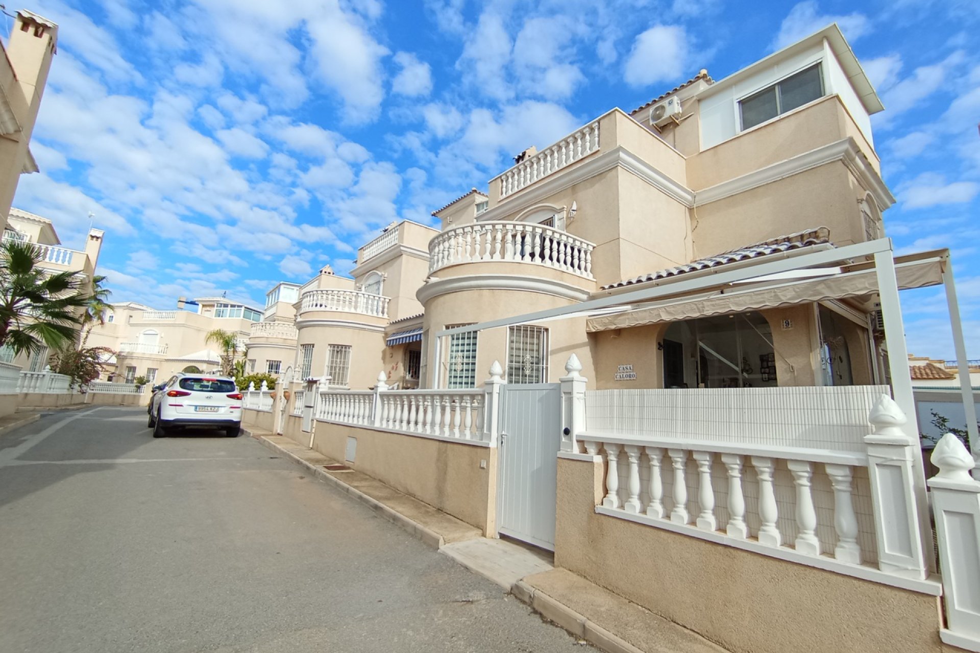 Herverkoop - Villa - Orihuela Costa