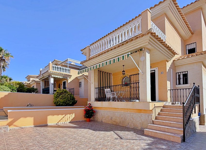 Herverkoop - Villa - Orihuela - Orihuela Costa