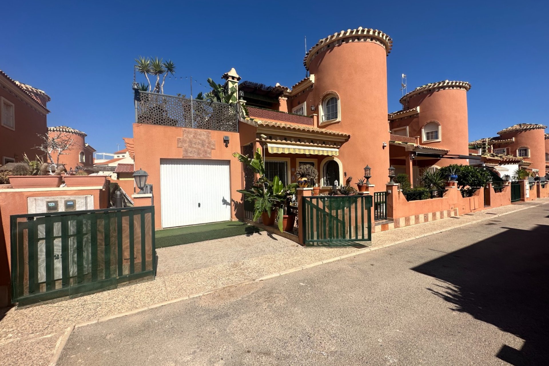 Herverkoop - Villa - Orihuela - Playa Flamenca