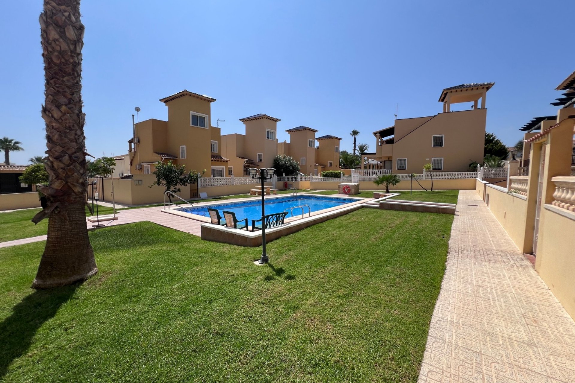 Herverkoop - Villa - Orihuela - Villamartin