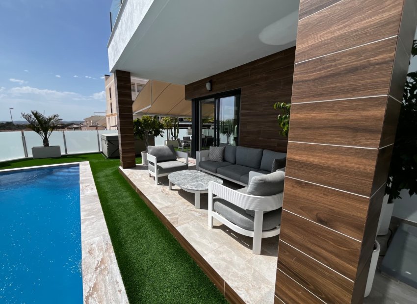 Herverkoop - Villa - Orihuela - Vistabella Golf