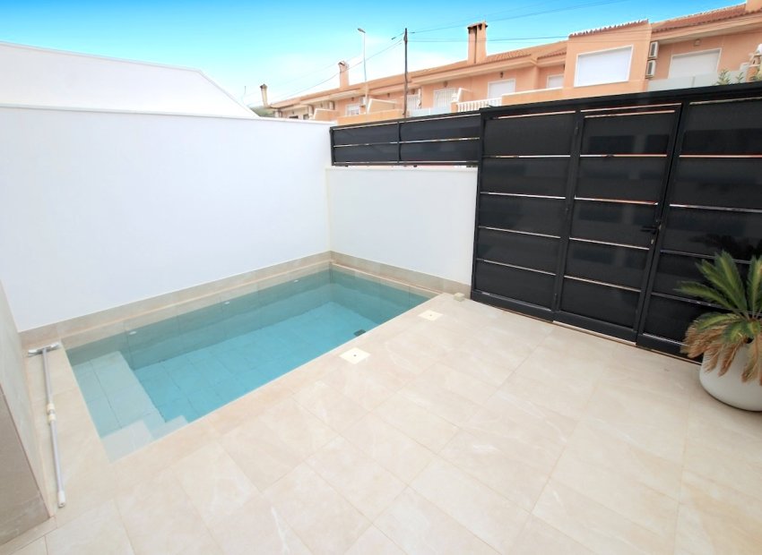 Herverkoop - Villa - Pilar de la Horadada