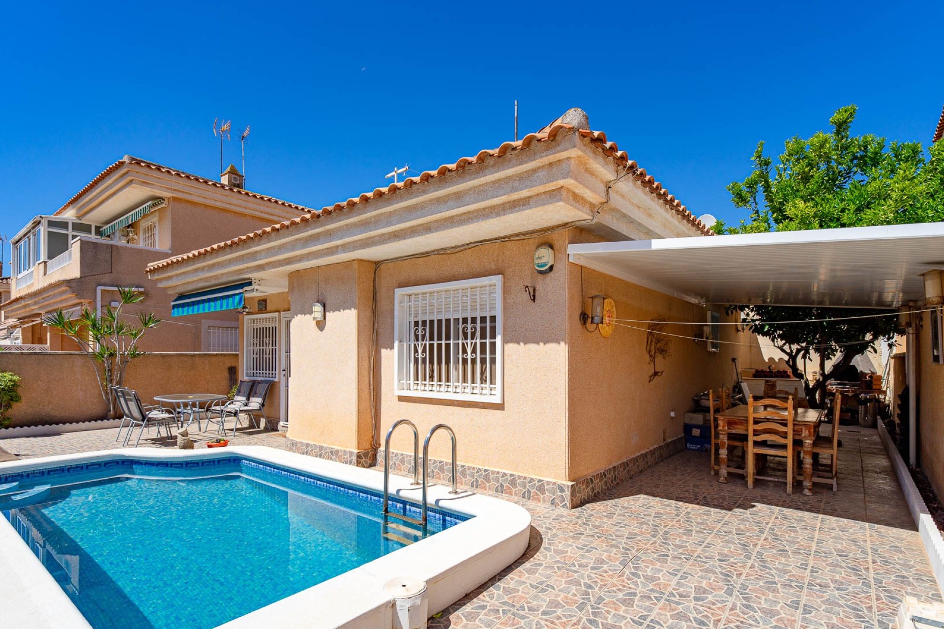 Herverkoop - Villa - Punta Prima
