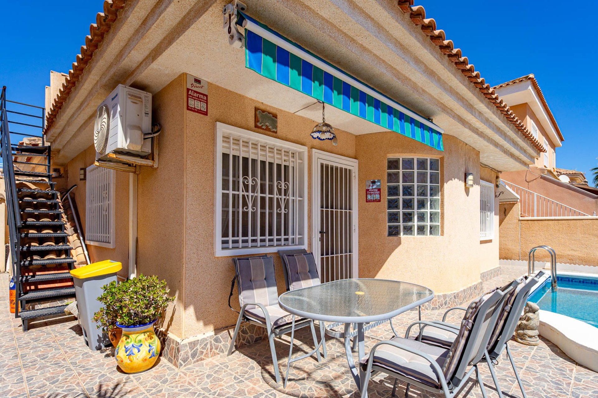 Herverkoop - Villa - Punta Prima