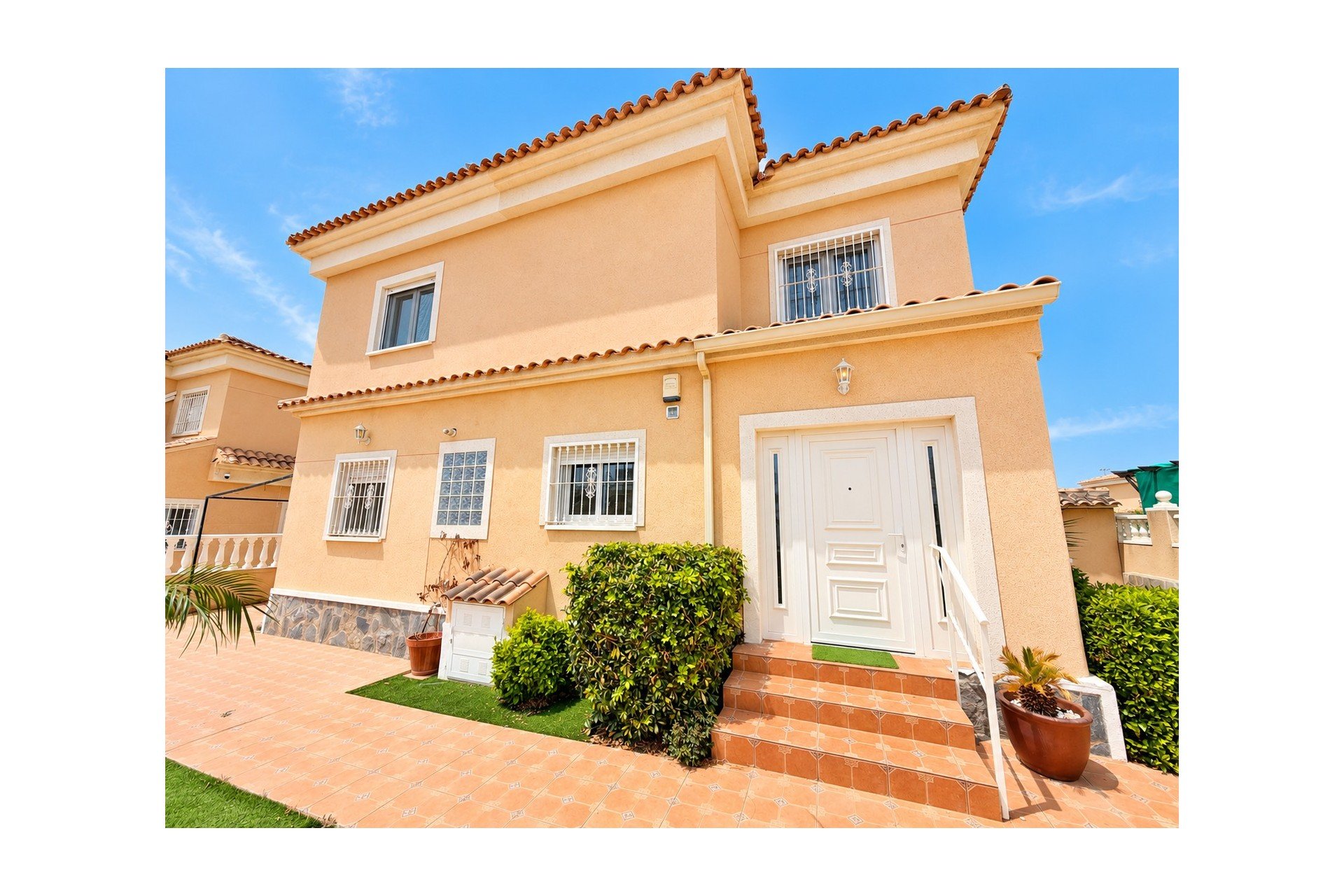 Herverkoop - Villa - San Fulgencio - urb.la marina