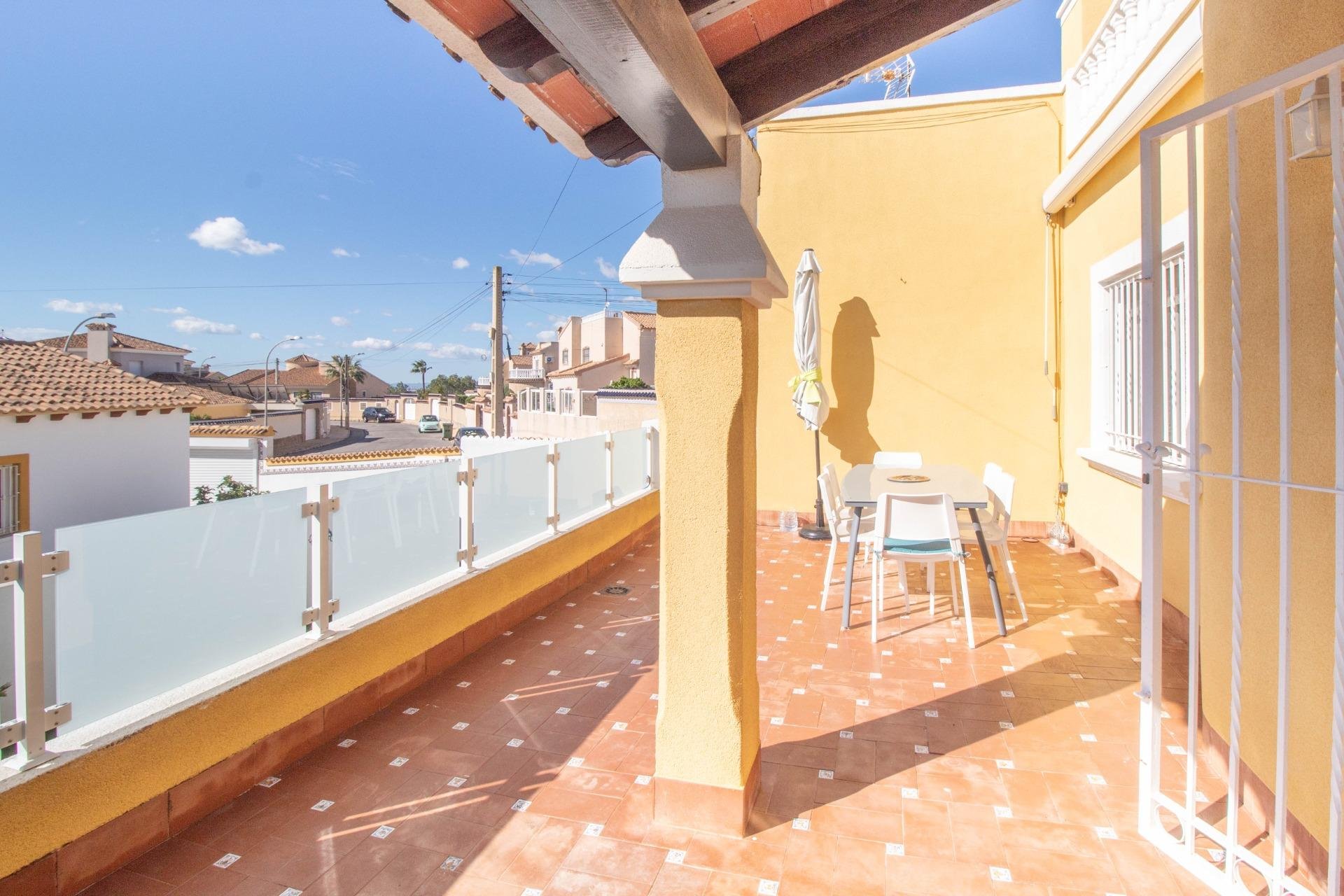 Herverkoop - Villa - San Miguel de Salinas - Blue lagoon