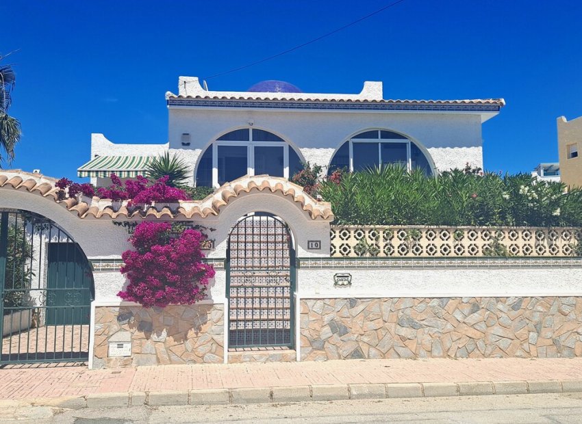 Herverkoop - Villa - San Miguel de Salinas - Blue lagoon