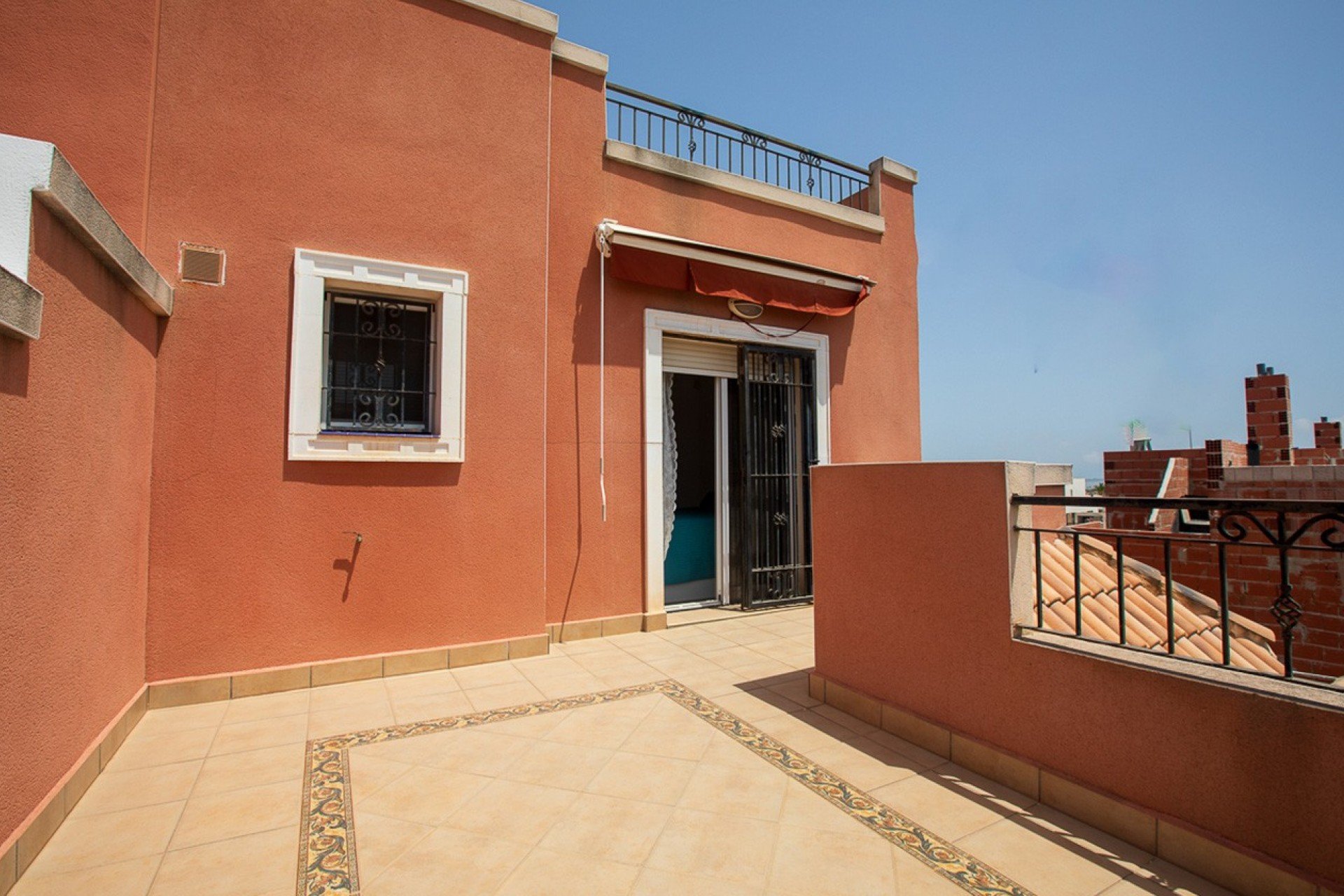 Herverkoop - Villa / Semi-detached - Los Montesinos - La Herada