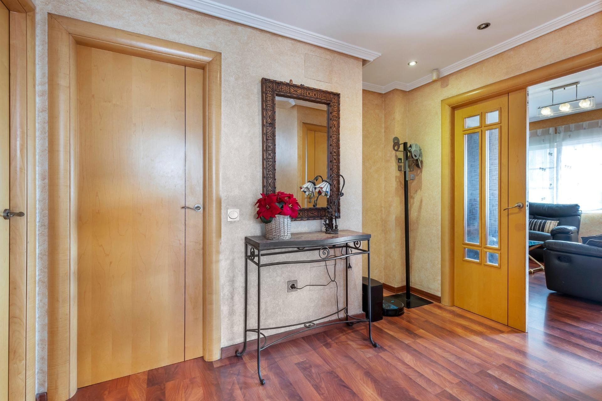 Herverkoop - Villa - Torrevieja - Aguas Nuevas