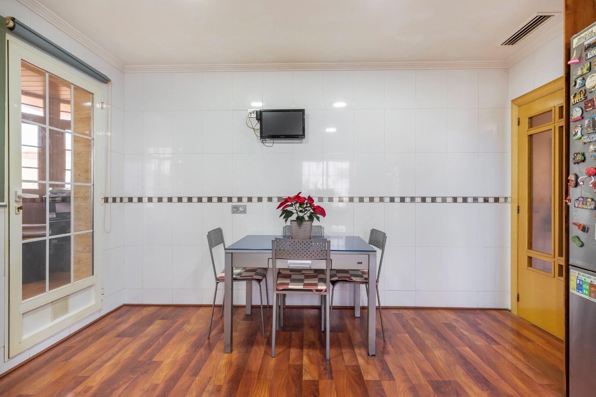 Herverkoop - Villa - Torrevieja - Aguas Nuevas