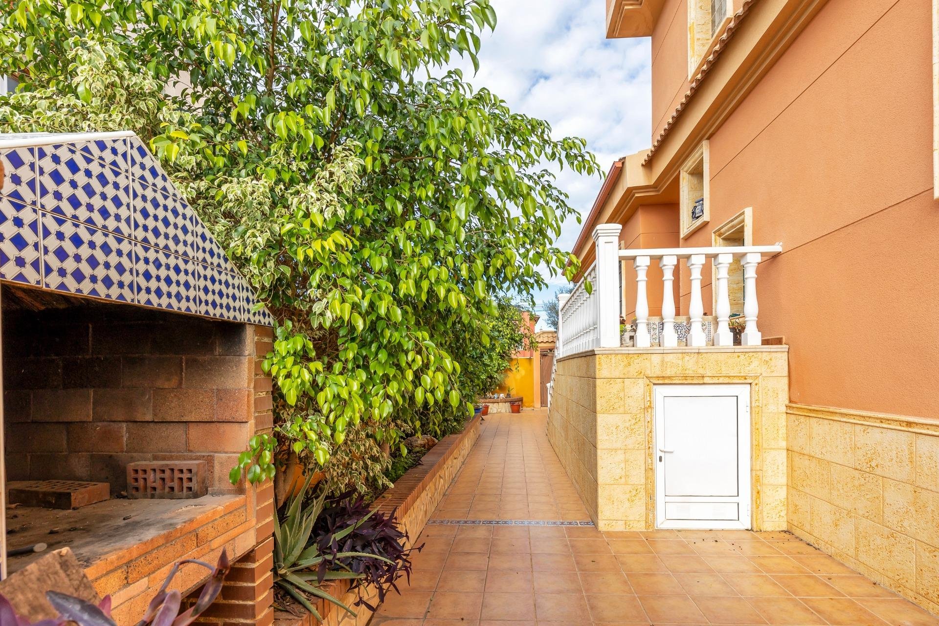 Herverkoop - Villa - Torrevieja - Aguas Nuevas