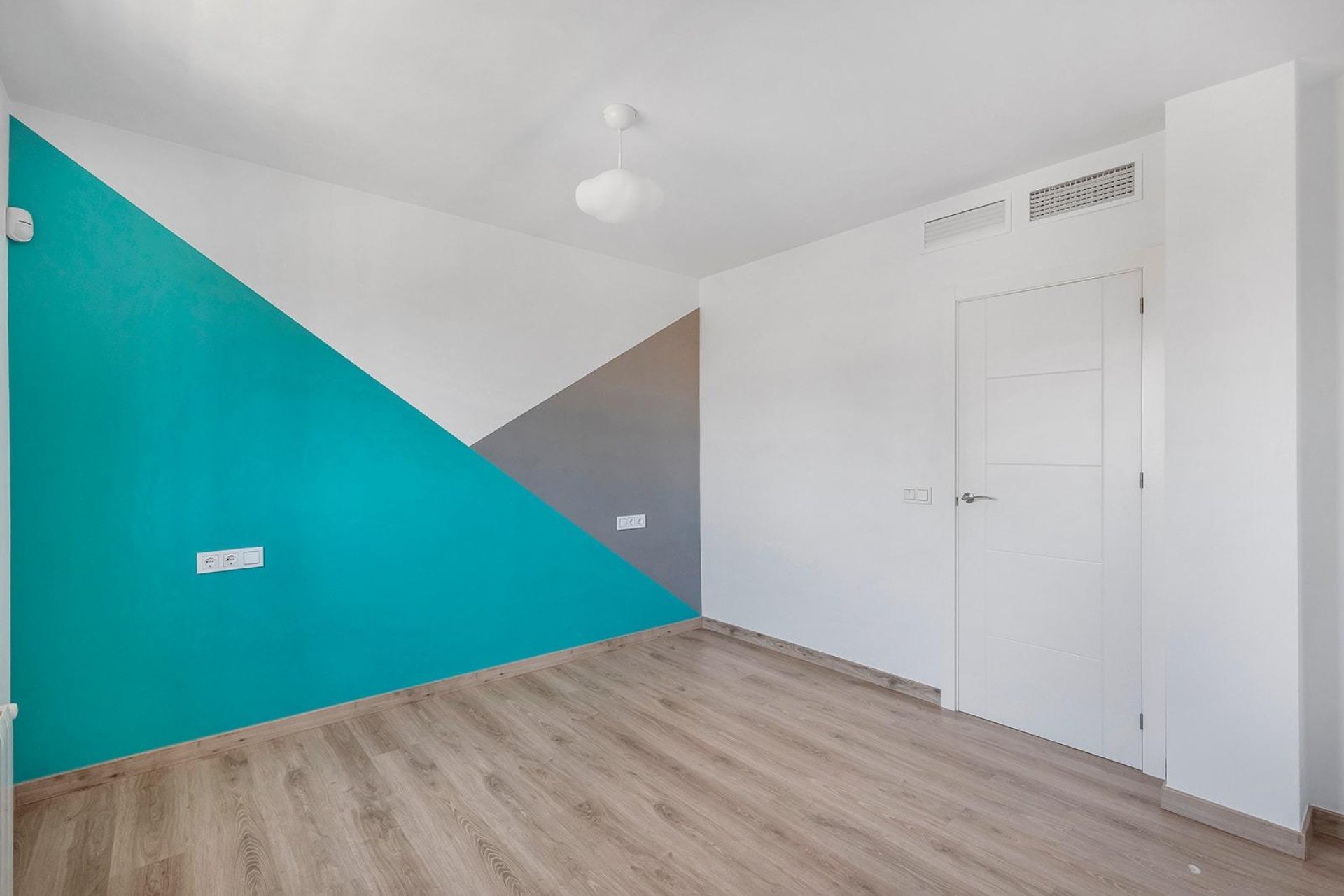 Herverkoop - Villa - Torrevieja - Aguas Nuevas