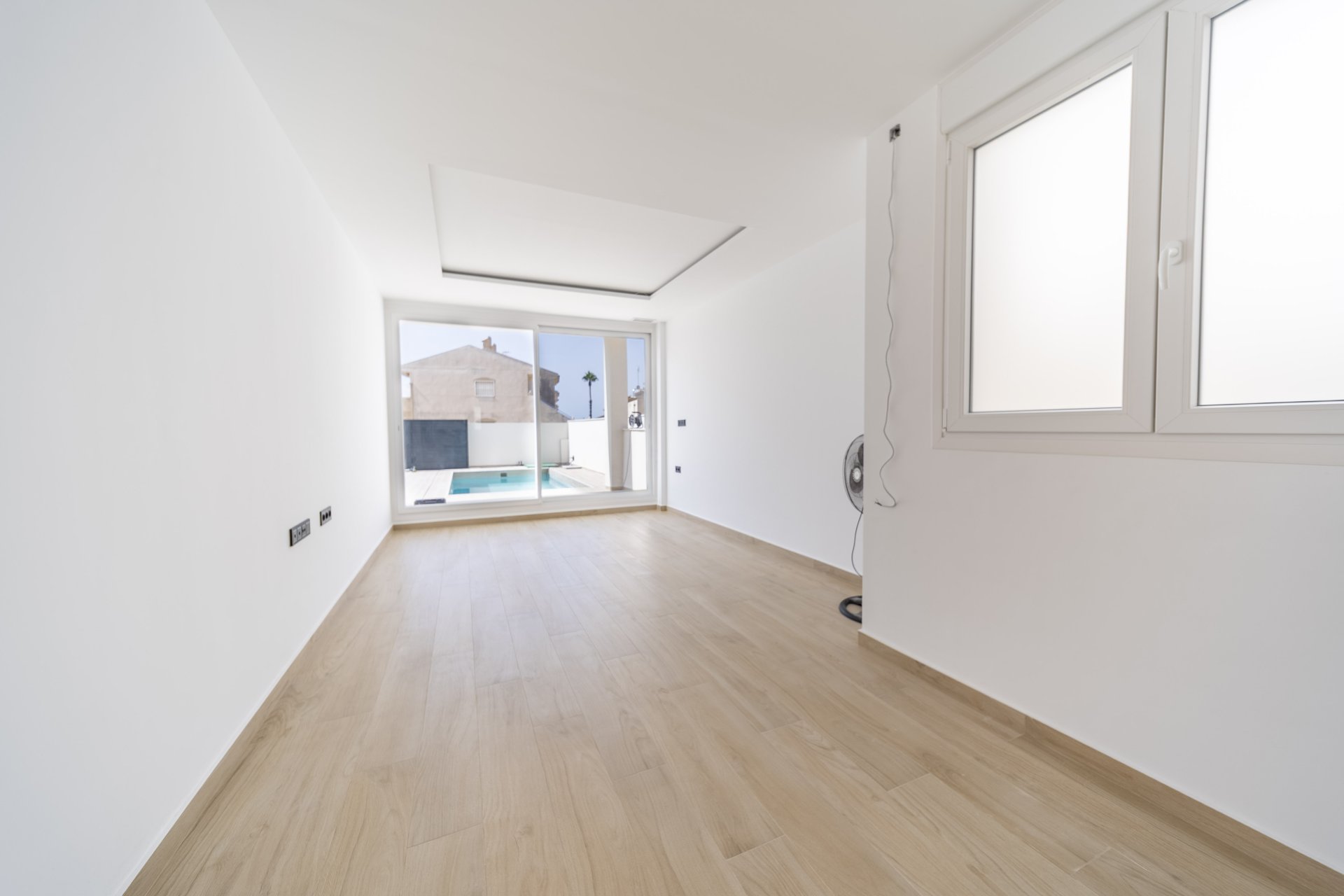 Herverkoop - Villa - Torrevieja - Aguas Nuevas