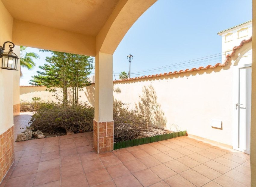 Herverkoop - Villa - Torrevieja - Costa blanca sur