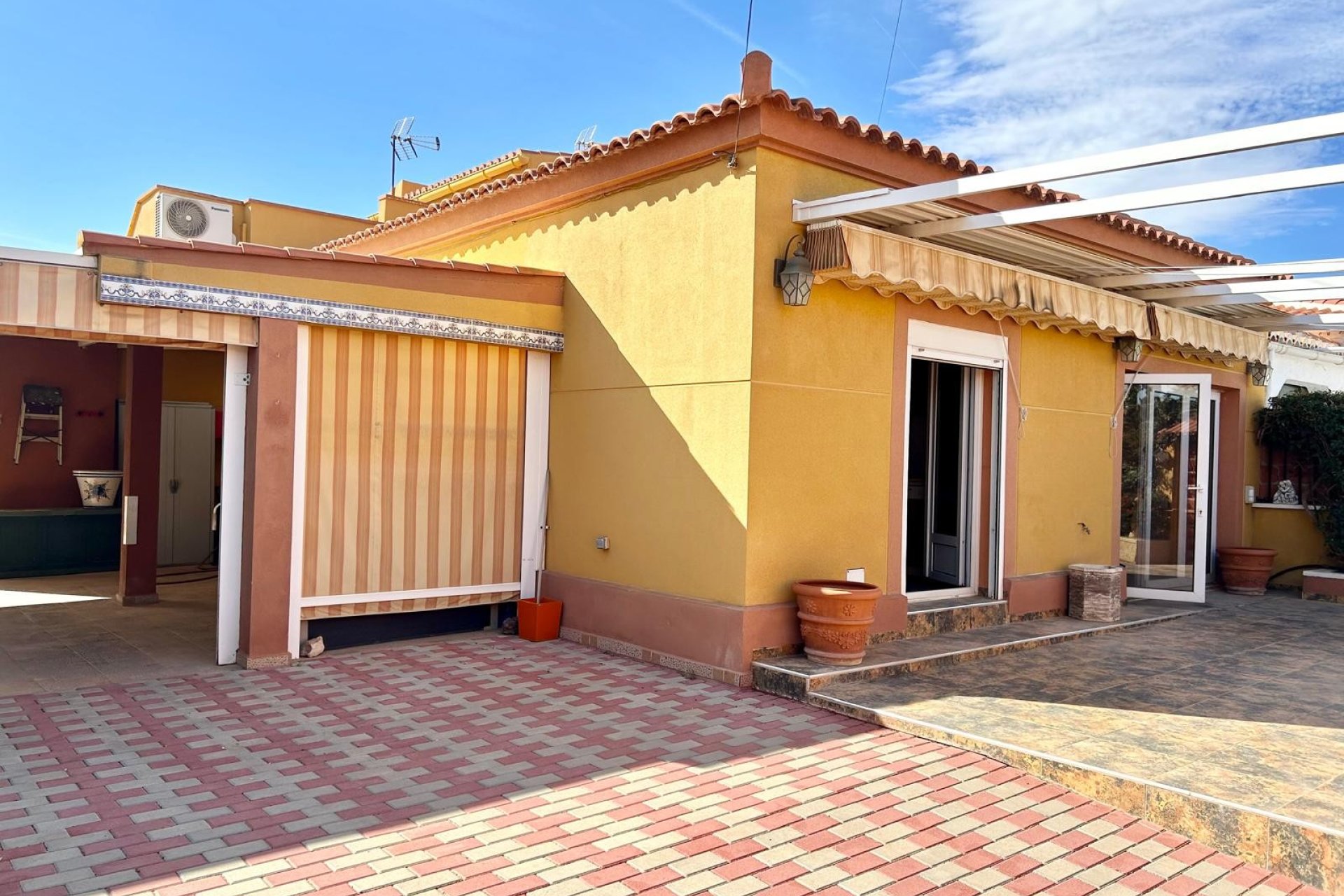 Herverkoop - Villa - Torrevieja - El Chaparral