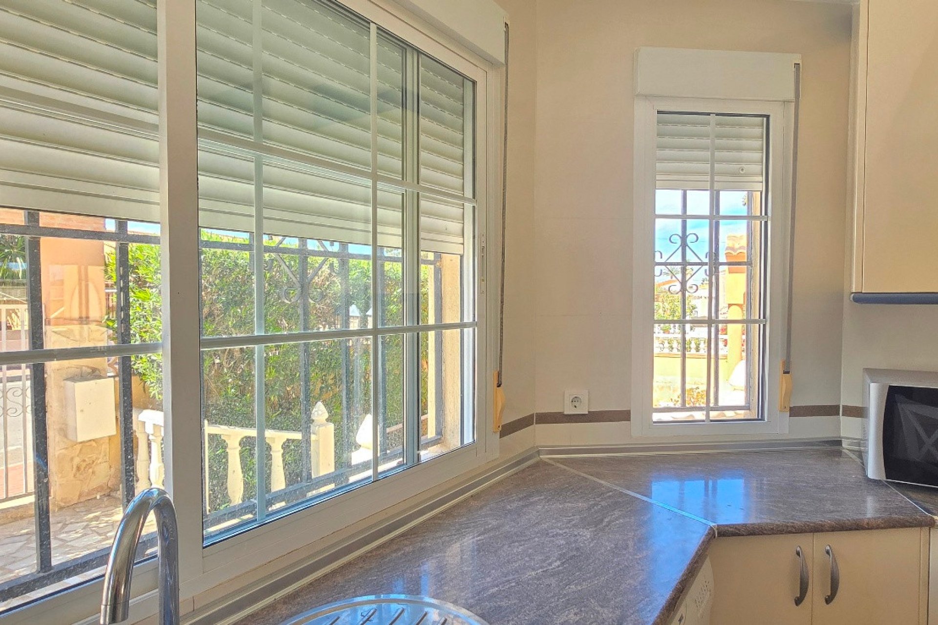 Herverkoop - Villa - Torrevieja - El chaparral