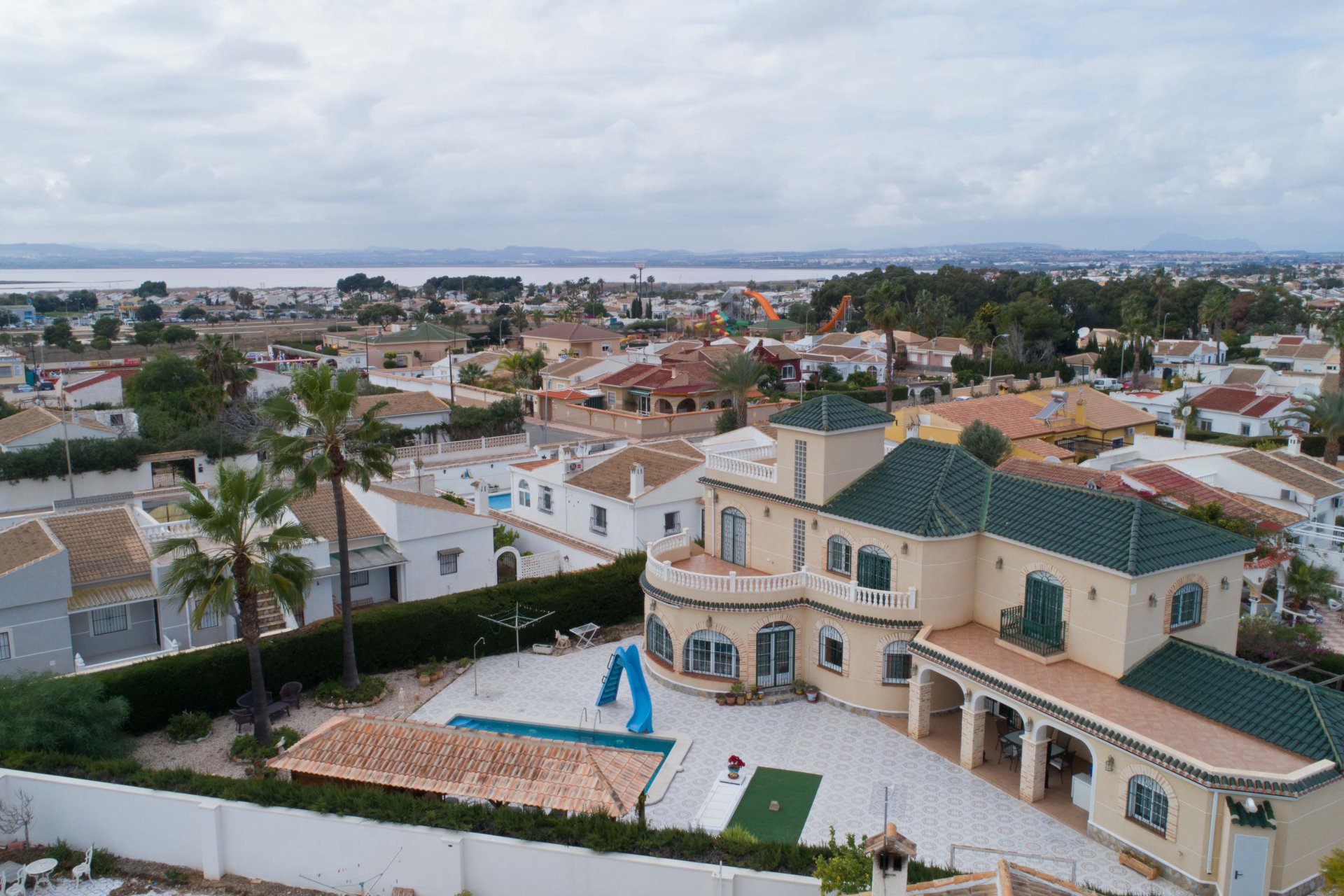 Herverkoop - Villa - Torrevieja - El Chaparral