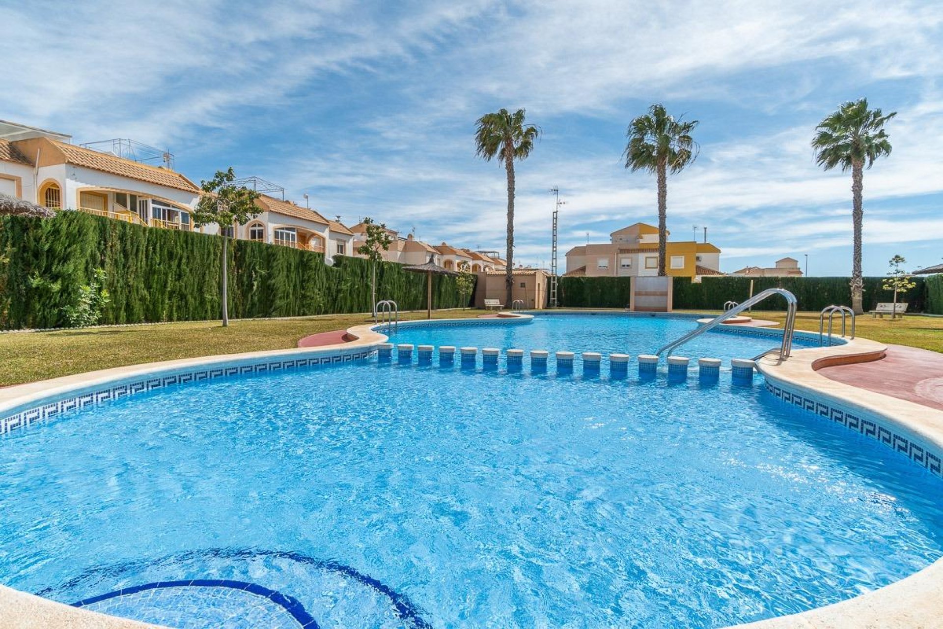 Herverkoop - Villa - Torrevieja - El Limonar