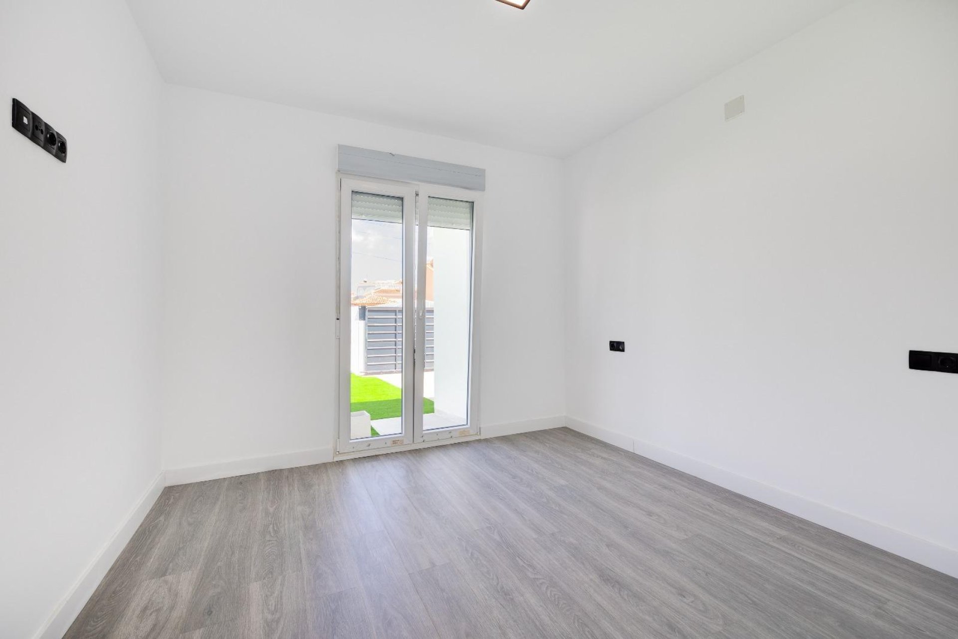 Herverkoop - Villa - Torrevieja - El Limonar
