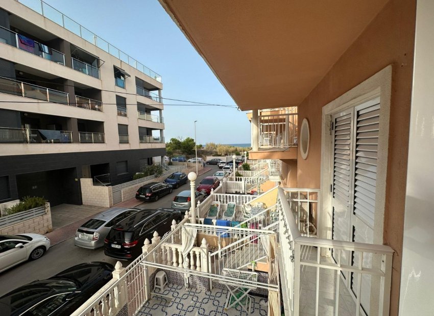 Herverkoop - Villa - Torrevieja - La Mata