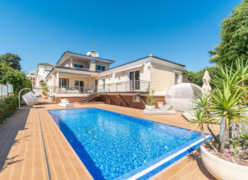 Herverkoop - Villa - Torrevieja - La Mata