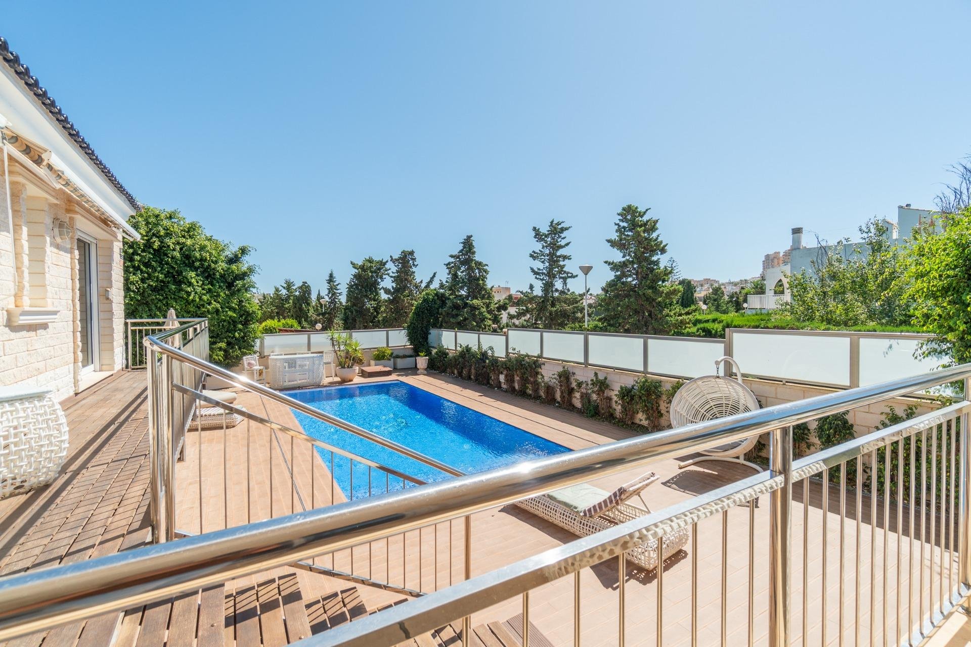 Herverkoop - Villa - Torrevieja - La Mata