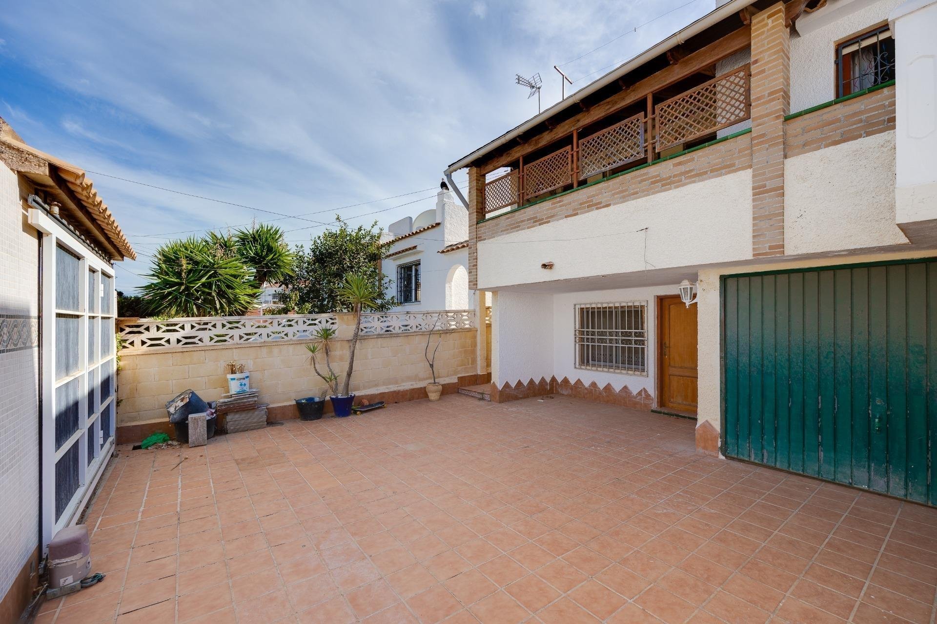 Herverkoop - Villa - Torrevieja - La Siesta - El Salado - Torreta