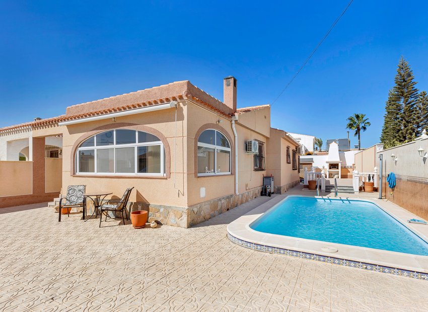 Herverkoop - Villa - Torrevieja - La siesta