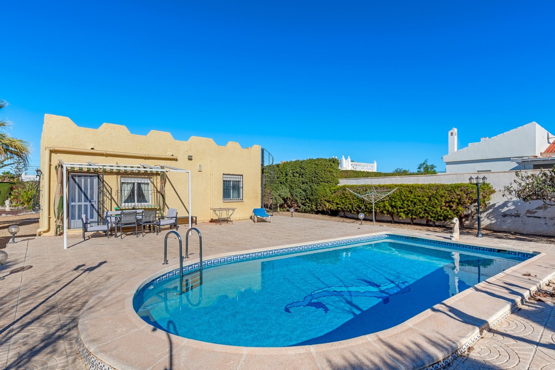 Herverkoop - Villa - Torrevieja - La siesta