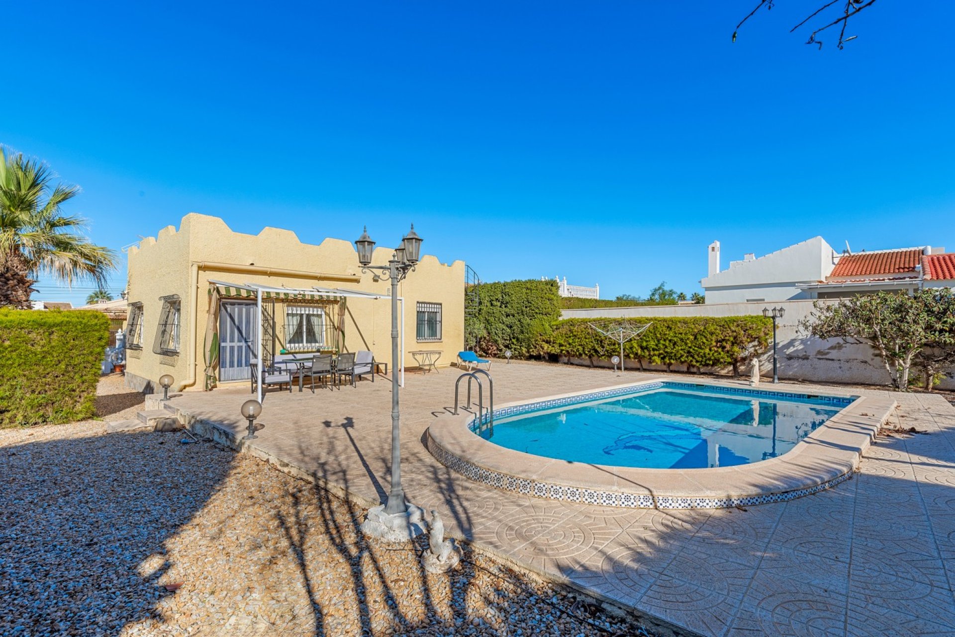 Herverkoop - Villa - Torrevieja - La siesta