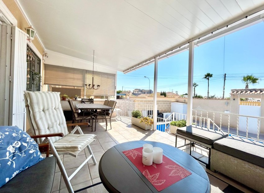 Herverkoop - Villa - Torrevieja - La Siesta