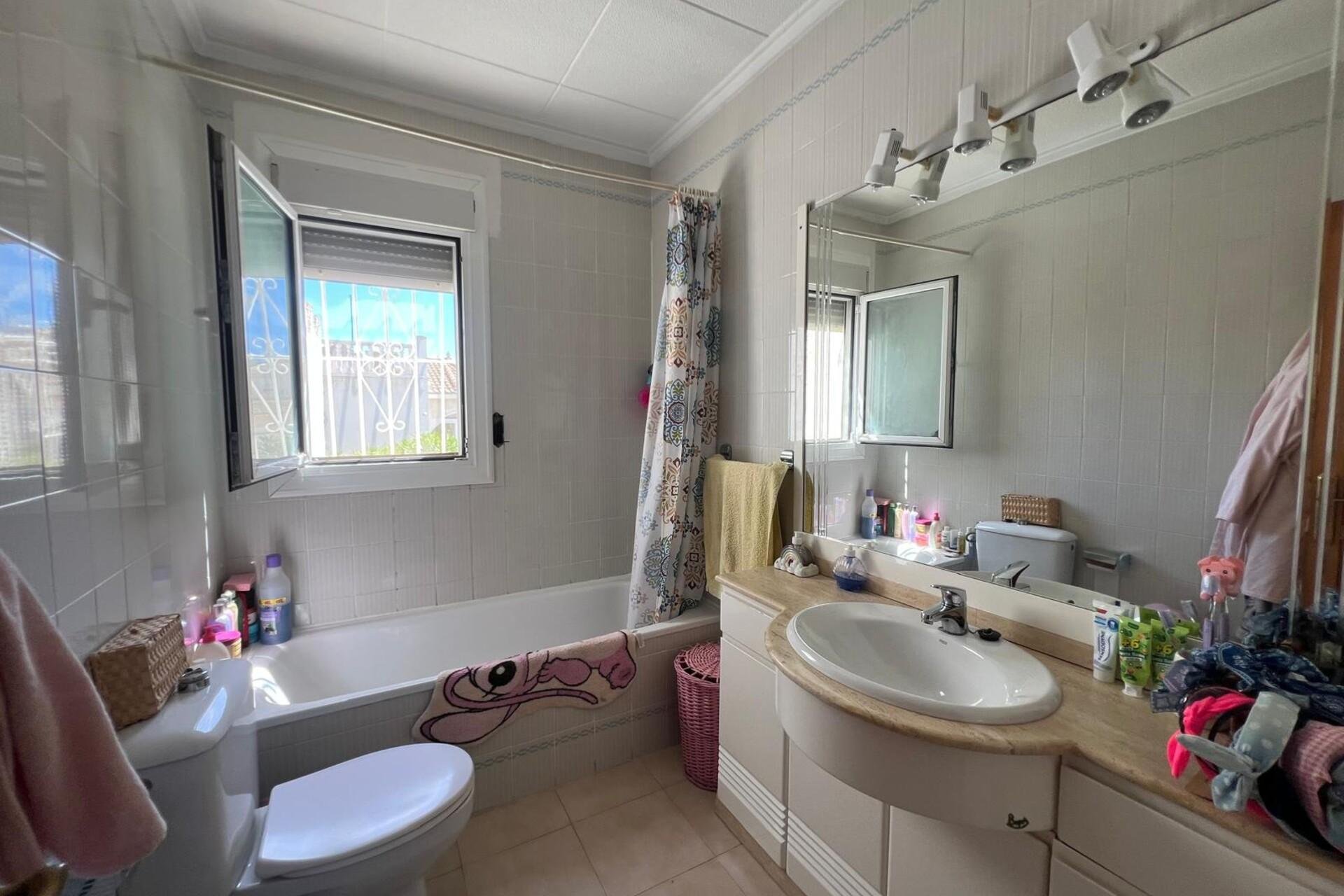 Herverkoop - Villa - Torrevieja - La Siesta