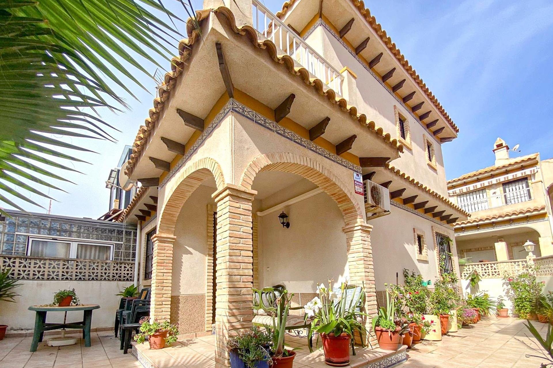 Herverkoop - Villa - Torrevieja - Las calas